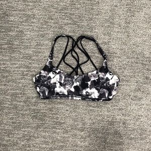 SIZE 8-Free to Be Wild Light Support Sports Bra